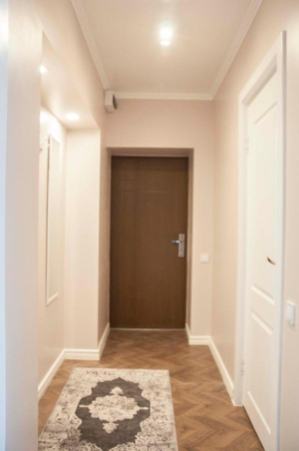 Charme Apartment Йелгава Екстериор снимка